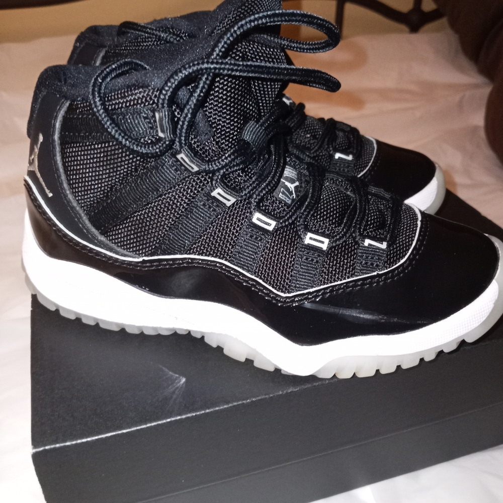 Lil boys sneakers